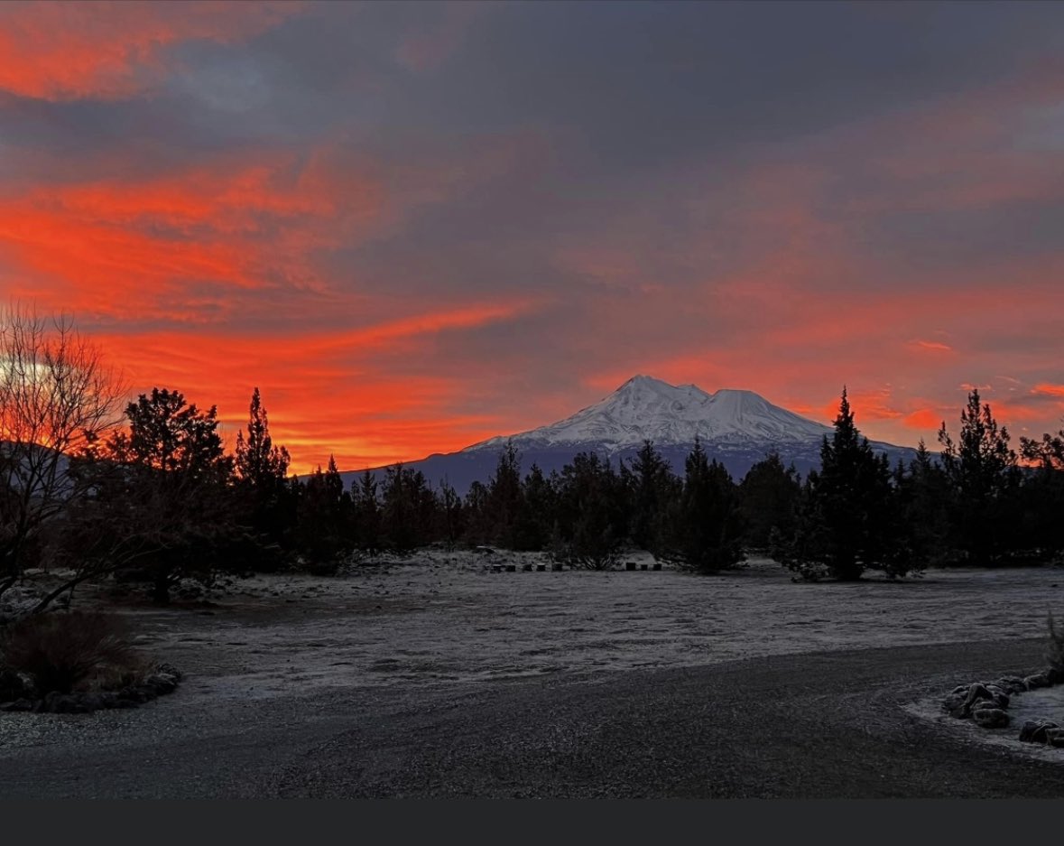 “The object isn't to make art, it's to be in that wonderful state which makes art inevitable.”
Robert Henri #uncommonengineering <a href="/ucdavis/">UC Davis</a> <a href="/UCDfootball/">UC Davis Football</a> #herosjourney ✌🏽
