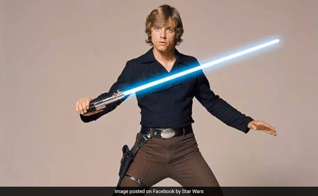 JaiMartin's tweet photo. When your kid comes home in a gi after karate and you realize he looks exactly like young @MarkHamill https://t.co/ewWbrBFHAg