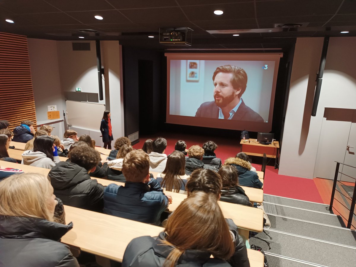 Frederic_SAUTON's tweet photo. Lancement de l'opération Coup de boost avec le @CJD_Rennes et Sarah Thomas.
L'idée est qu'un membre du cjd parraine un élève de Première #stmg du @lyceejarennes pour l'accompagner dans son parcours scolaire et personnel.
Speed dating le 07/02

@cjd_france https://t.co/X3Qfy8dFWe
