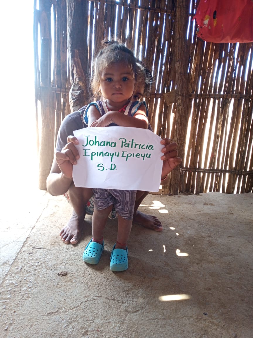 ClauRomeroNader's tweet photo. Hoy fallece una niña de 2 años de edad, de la unidad de chupuipana GUAJIRA, No le activaron ruta aún así sabiendo de que la niña estaba enferma. No le entregaron paquetes nutricional desde noviembre 2022. https://t.co/2SrNIvKqcr