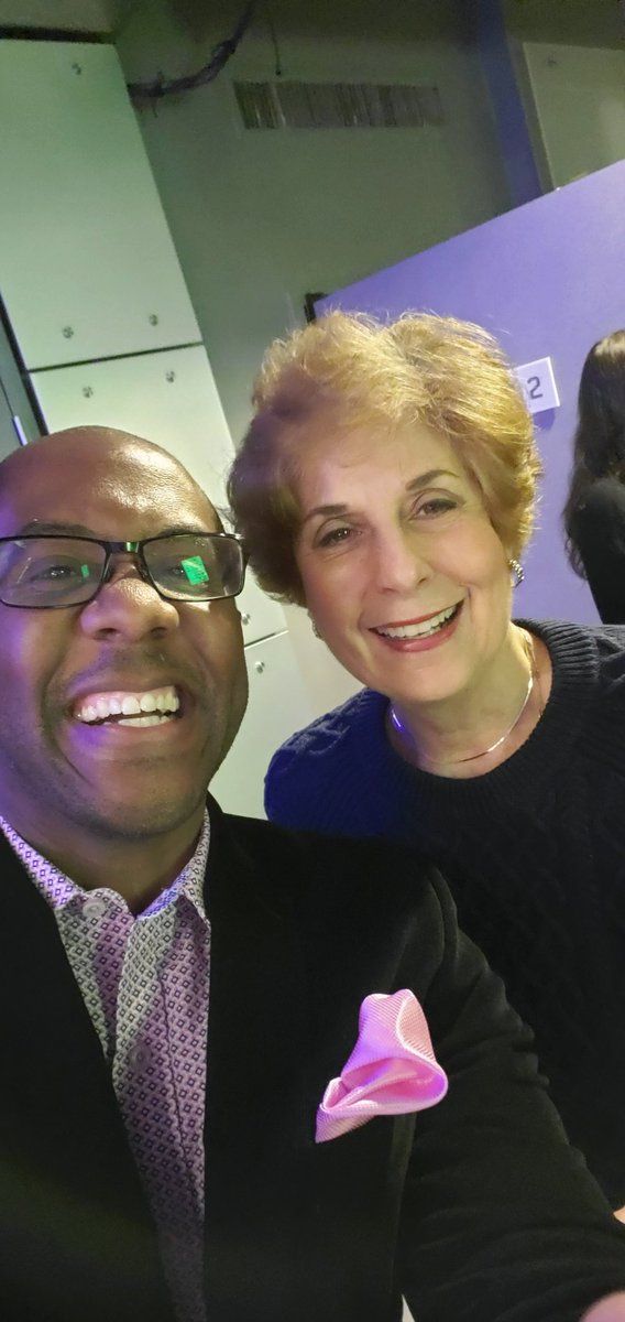 ramonray's tweet photo. Juliet Papa has been a strong voice of NYC news @1010WINS - @winsjuliet so good seeing her at @ManhattanCofC Anti-Crime Summit https://t.co/lXrqgq7Mft