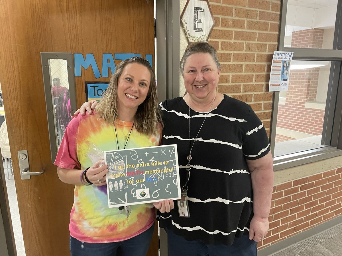 n_criminger's tweet photo. Thank you Mrs. Gantt and Mrs. Buller for all you do for ML students @WKMSHawks!!! #lex1math #lex1esol https://t.co/07NycLKKOG
