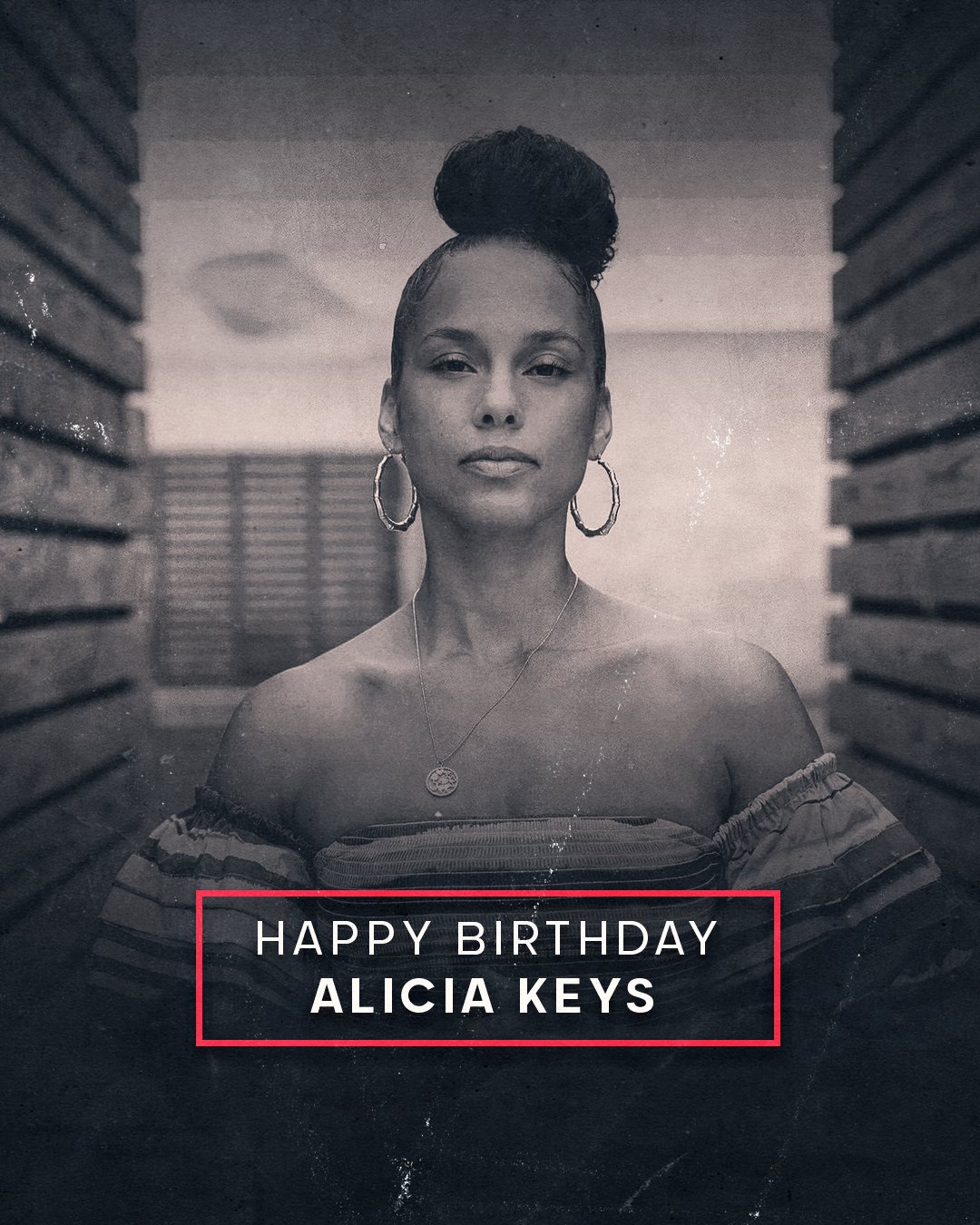 This girl is always on fire! Soulful, stylish, powerful. Sheer quality. Happy birthday Alicia Keys. 