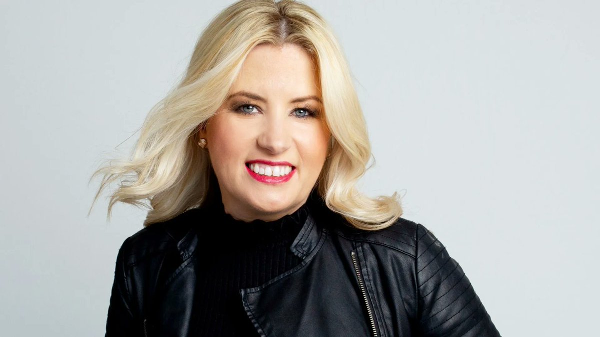 thebookseller's tweet image. "Emma is loved by many readers already, and I am looking forward to connecting her with so many more.”

@centurybooksuk has acquired two new novels by Emma Heatherington (@EmmaLouWriter). 

Read here: buff.ly/3Wh4Uc4