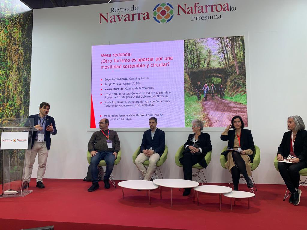 Comenzamos la Mesa Redonda en la que participamos: 
¿Otro Turismo es apostar por una movilidad sostenible y circular? en el pabellón de #Navarra en <a href="/fitur_madrid/">FITUR</a> .

<a href="/gob_na/">Gobierno de Navarra</a> <a href="/VisitNavarra/">Visit Navarra</a>  <a href="/RiberaInespera2/">Ribera Inesperada</a> 

#Fitur2023 #NavarraOtroTurismo #visitnavarra #RiberaInesperada