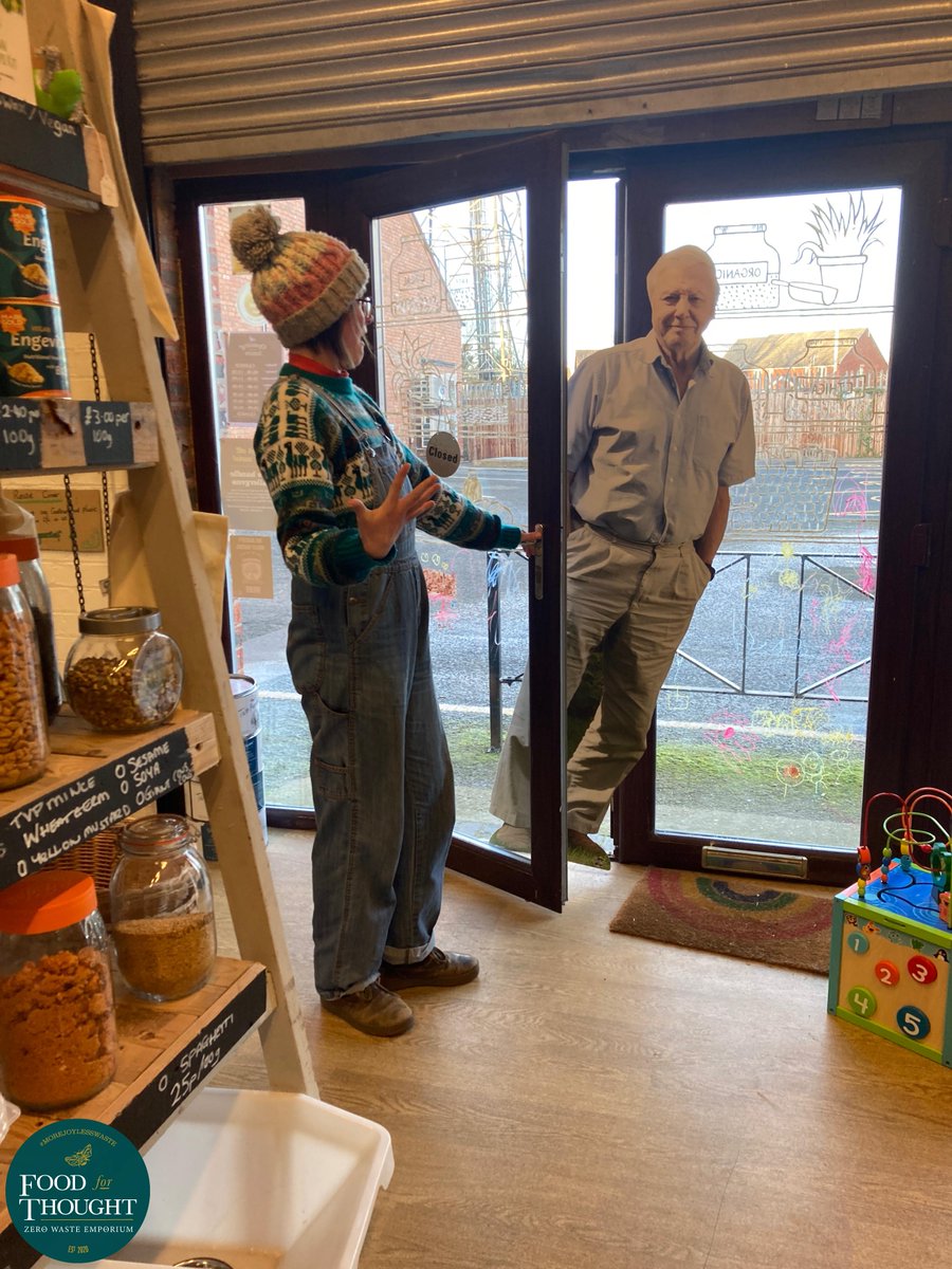 FoodThoughtNor's tweet photo. I'm speechless!
It's not everyday you get a national treasure in your shop. We've been getting on like a house on fire & of course Sir David was fascinated to hear all about Food for Thought, our suppliers & customers.
#doitforDavid #nationaltreasure #plasticfree #blueplanet https://t.co/mX89YnOkQf
