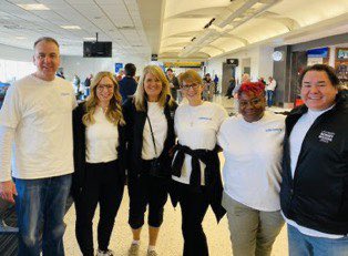 clis_li's tweet photo. #LifetouchMM2023 #hugitforward Guatamala bound! #grateful #volunteer https://t.co/ebvXy8sHuV