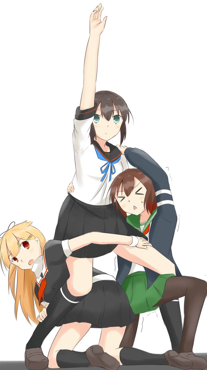 吹雪(艦隊これくしょん) ,吹雪改二 ,睦月(艦これ) ,夕立(艦これ) ,夕立改二 「#原作を隣に貼らなくても何のパロディか気づいて 」|泉水すばる 神戸かわさき、c102予定のイラスト