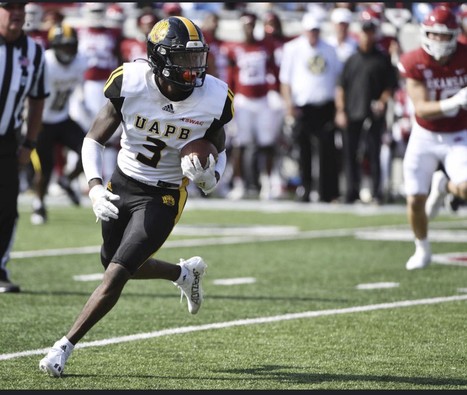 Deuce Cooper Jr. (@deucecooperjr) on Twitter photo Blessed to receive a Division 1 offer from UAPB
<a href="/EarlGill10/">Earl Gill</a> @VonteBritt <a href="/FayBulldogsFB/">Fayetteville FBall</a> <a href="/CoachAHampton/">Alonzo Hampton</a> <a href="/TheRealCoachJB/">Jeff Burrow</a> Blessed to receive a Division 1 offer from UAPB
<a href="/EarlGill10/">Earl Gill</a> @VonteBritt <a href="/FayBulldogsFB/">Fayetteville FBall</a> <a href="/CoachAHampton/">Alonzo Hampton</a> <a href="/TheRealCoachJB/">Jeff Burrow</a>
