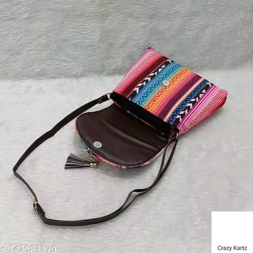 crazy_kartz's tweet image. Elegant Women's Jute Sling Bag
₹549 with Free shipping all over India &amp;amp; COD available.
#slingbags #jutebhags #womensslingpurse #womensslingbag #ladiesbag #ladiesslingbag

crazykartz.in/products/elega…