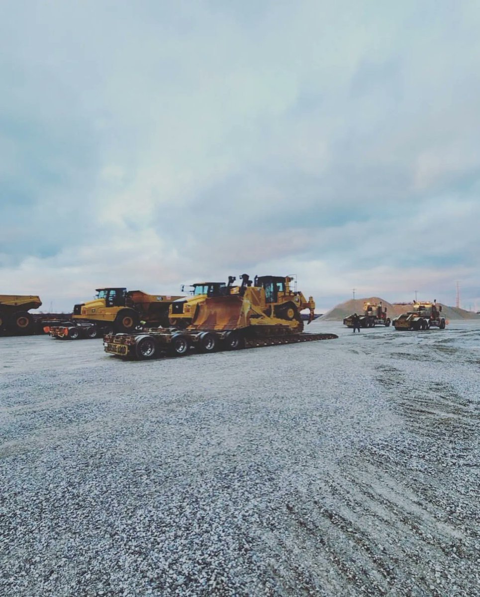 MacAllisterInc's tweet photo. New equipment to start a new project off right 🙌 
•
Repost from @woods_dirt_contractors on Instagram https://t.co/EI5qBLwCM4