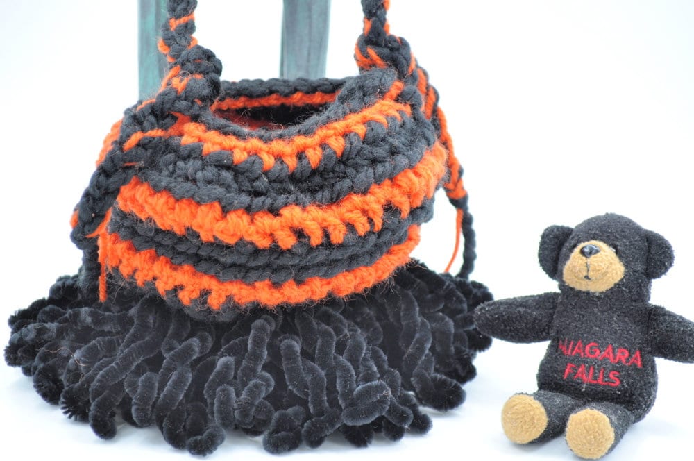 RT @solveigakiran1: Trick'r'treat bag with a removable strap for little kids, Halloween Candy Bag, Crochet trick or treat bag, Crochet Basket for girl or boy tuppu.net/cd69f3d7 #htlmphour #Pottiteam #supportsmallbusiness #Womeninbusiness #CraftBizP…