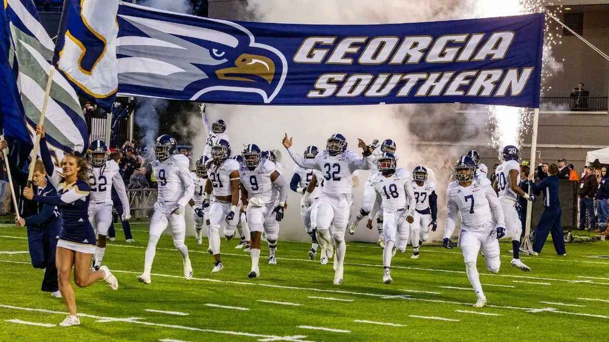 Thanks to @TurnerWest5 and <a href="/GSAthletics_FB/">Georgia Southern Football</a> for stopping by #SouthStrong today and recruiting our student-athletes!