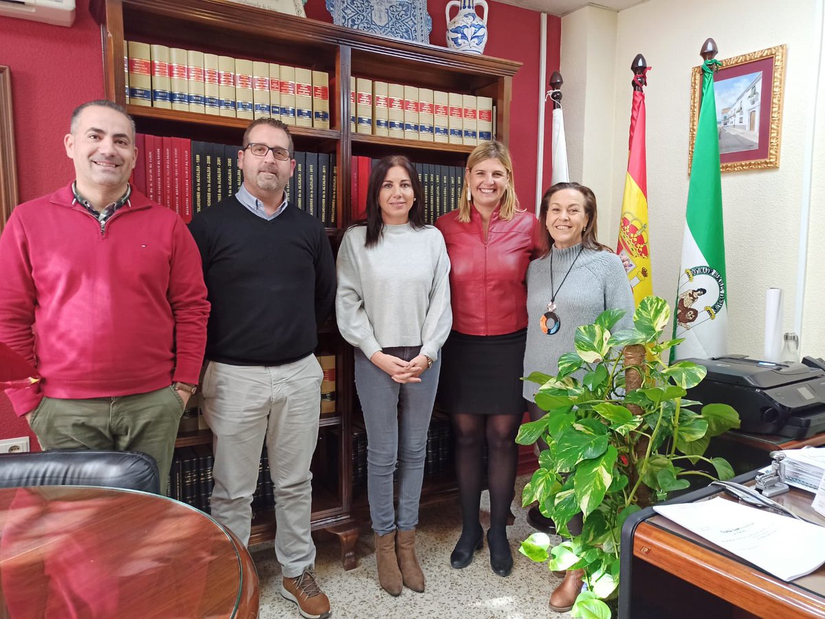 InmaculadaHR's tweet photo. La recuperación del sendero del monte Cábula, como espacio biosaludable en #Cajar ha sido posible por las obras del #PFEA donde la Junta de Andalucía cofinancia los materiales.
Mi felicitación a la alcaldesa #MónicaCastillo y a su equipo de gobierno por la brillante gestión. https://t.co/k79JARP1bQ