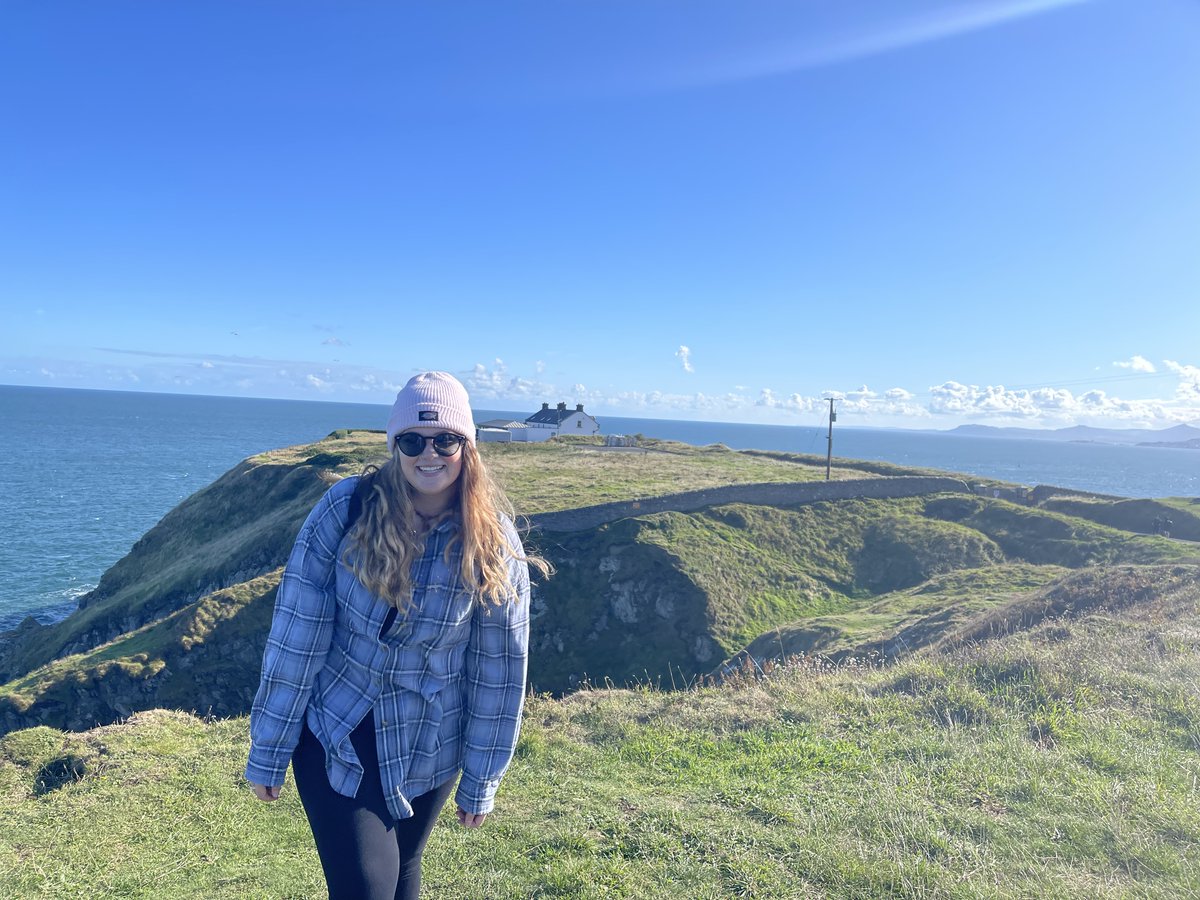 bwexplore's tweet photo. Choose your own adventure! Earn your experiential learning requirement and travel the world your way by studying abroad through BW! #studyabroad #bwexplorations https://t.co/MBt4JlRAcc