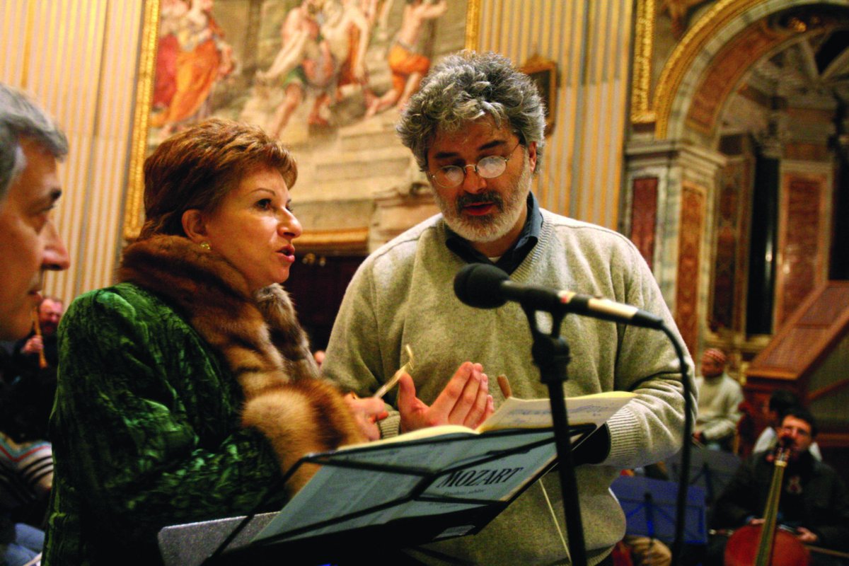 Classic_Voice's tweet photo. Giubilo per cinghiali https://t.co/YjV51qade1 https://t.co/5axApNKR5C