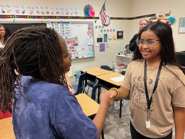 WBLPaulding's tweet photo. Check out our @EPHSRaider WBL and Business students leading @AbneyElementary Career Crew.  #Work4Success #LifeSkills #Leadership #CTAE @WBLPaulding https://t.co/it0zAzpVz1