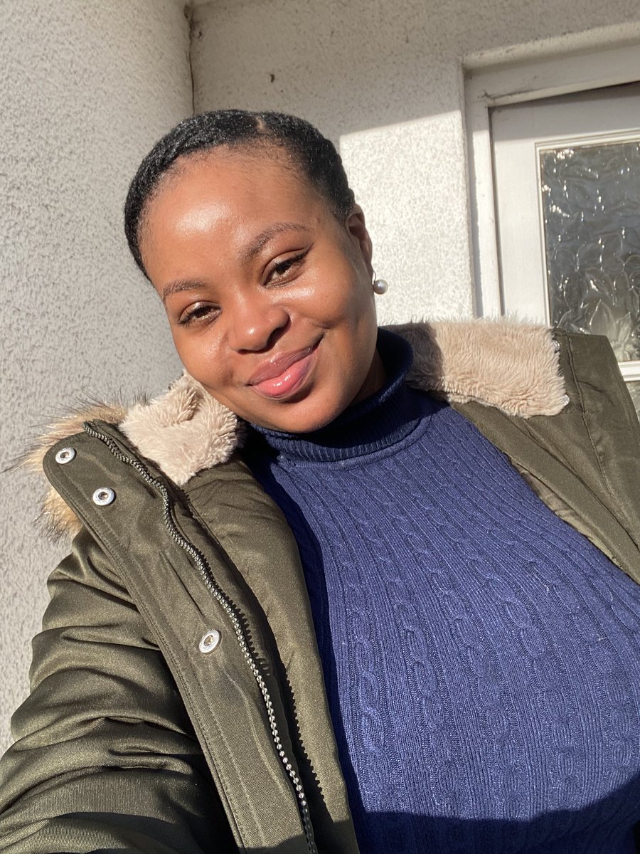 Sophilasez's tweet photo. Lunchtime yesterday and a pretty young lady said I smell good and I radiate โclean girlโ vibes also asked my age ๐คญ #nomakeup #sunfilter https://t.co/yr8VJzZof6