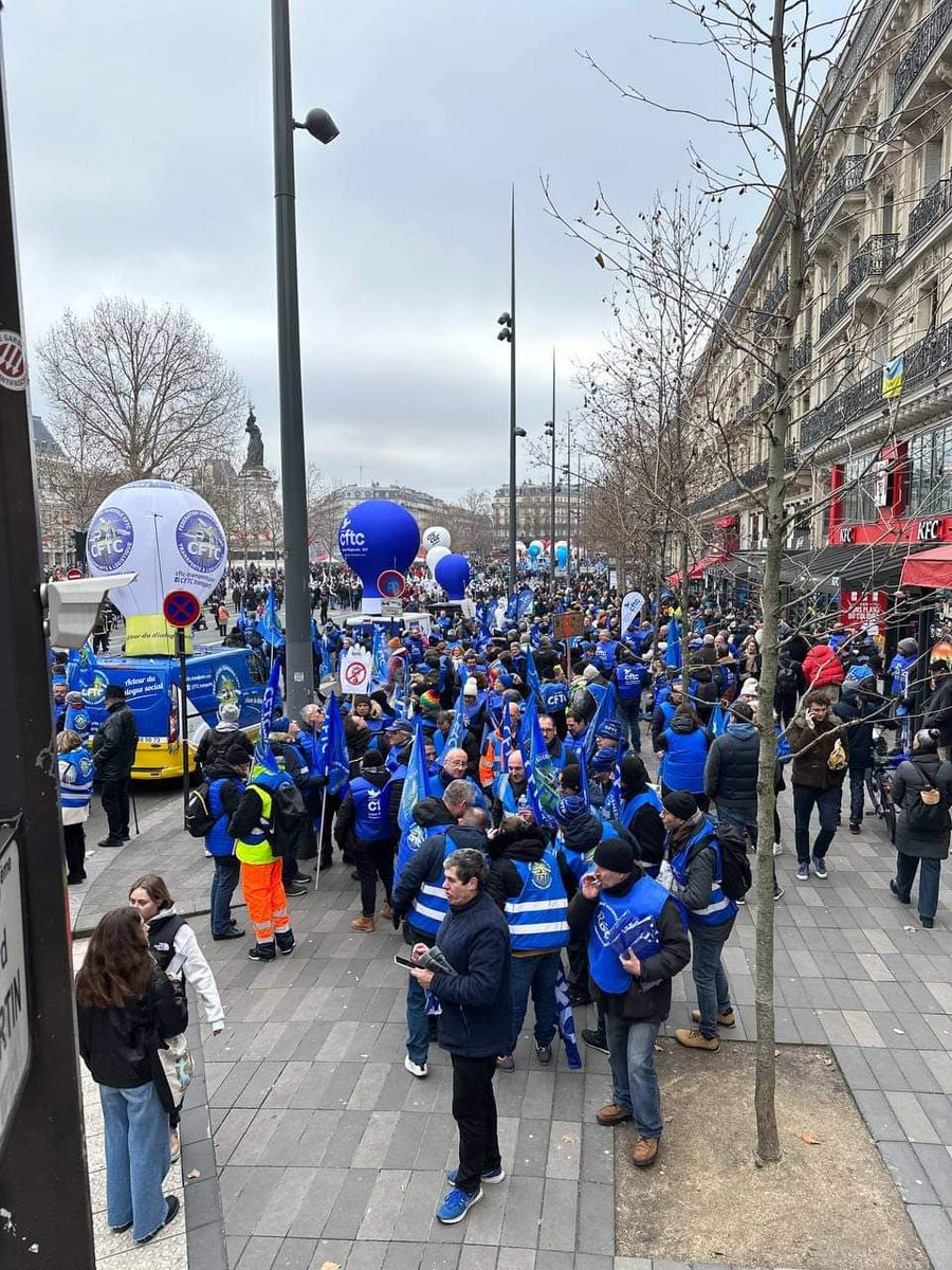 Douinethierry's tweet image. On y est, à défendre nos droits à l'#unisson ! 📢
Merci à tous pour votre participation 💪
#reformedesretraites