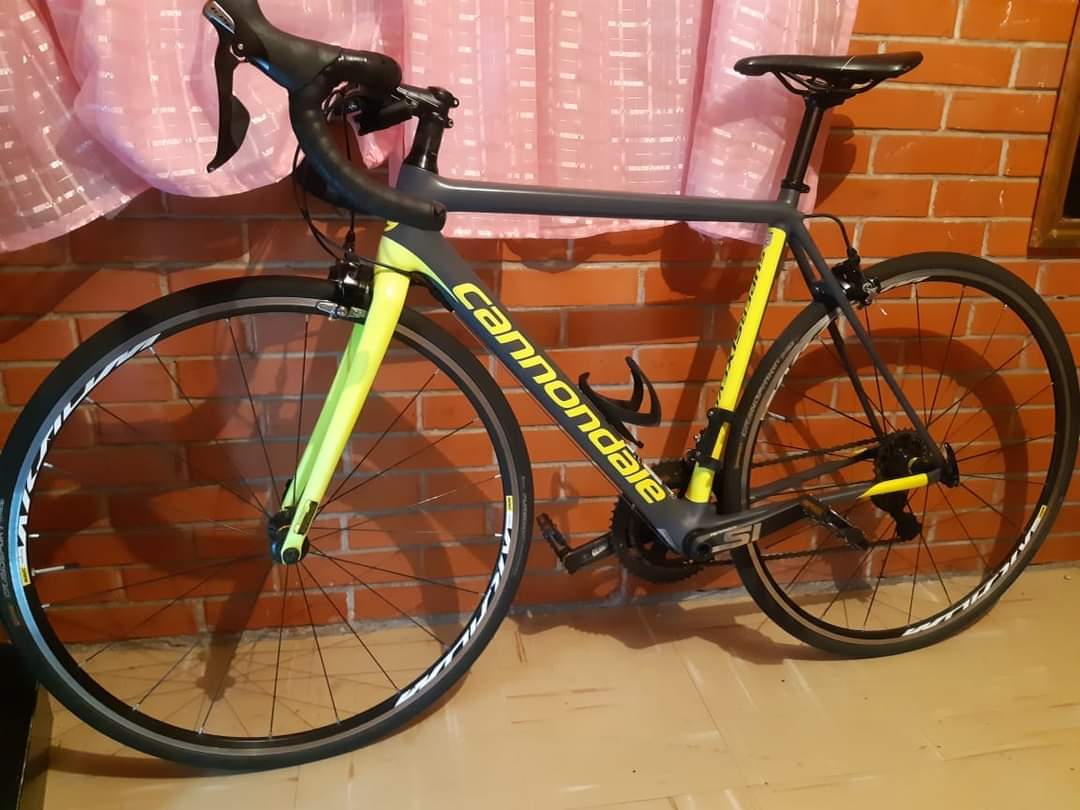 OscarRT543's tweet image. Le acaban de robar esta bicicleta a un amigo sobre calle 7 Pantitlan, ayuden a compartir por favor y si la ven en alguna página de ventas posteada. 
📣📣📣😡😡😡Bici robada 😡😡😡
@BicireporteraDF @MayaEnBici @jamonarosas @arelibiciteka @repartidorr @BicisRobadasMX