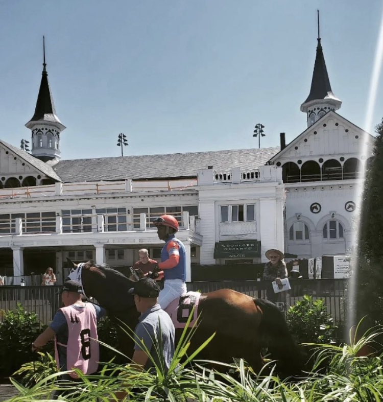 BGRacingClub's tweet photo. Plenty of Time gives @TurfwayPark a try tonight in Race 8.  Good Luck to all our members and a good, safe trip for Plenty of Time! https://t.co/oM3vCSFI80