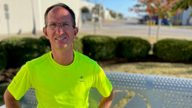 PayrollRocks's tweet photo. Toyota Kentucky team member John Filicky started with the company 26 years ago and has a list of things he thinks would surprise the hearing world when it comes to communicating with the deaf community.​ #Toyota https://t.co/tqdU79vN9H https://t.co/nZ1BmG02dX
