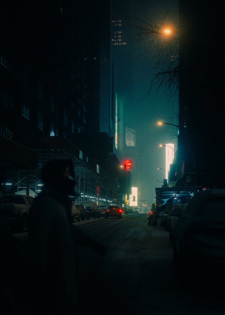 tyron_shi's tweet photo. neon dreams https://t.co/zfQpFpfEJu