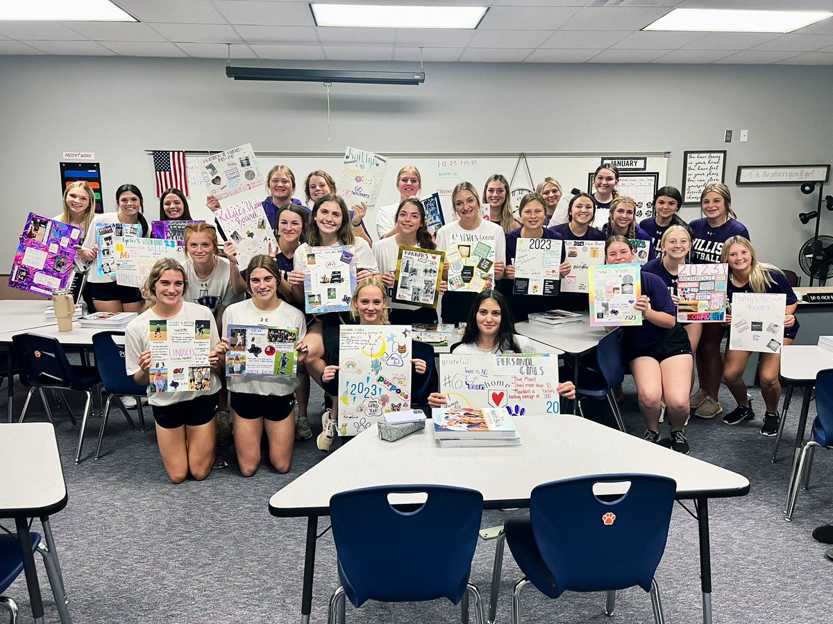 WHS_LadykatSB's tweet photo. “Today is your opportunity to build the tomorrow that you want” 

Yesterday we made vision boards for the 2023 season. These girls have big goals and we can’t wait to watch them crush them!! 💪🏻 #BITT https://t.co/D16dvR82DJ