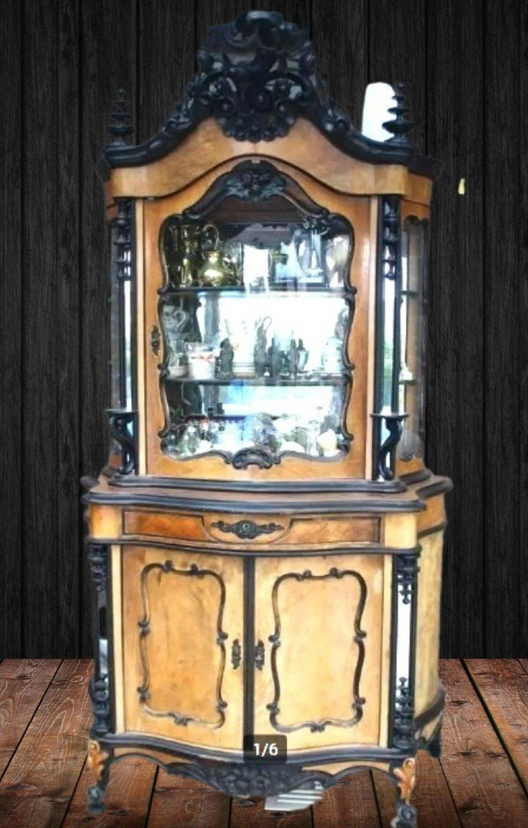 19th Napoleon III Showcase Cabinet
proantic.com/1066953-meuble…
import-export 
#antique #antiques #meubleantique #antiquesfurniture #luxuryhomes #decor #homedesign #artgallery #duponregistry #vitrine #SHOWCASE #cabinets #cabinet #luxembourg