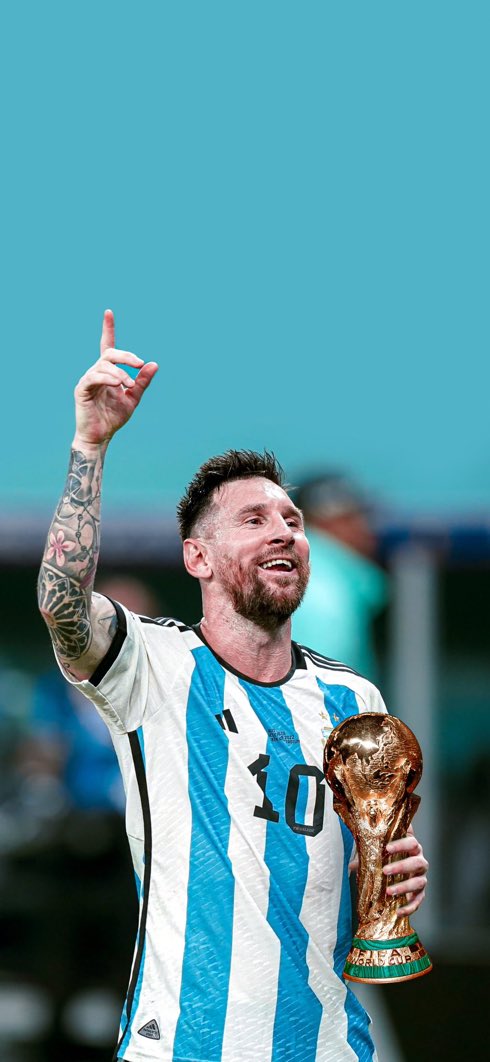 FanMessiFrance's tweet photo. 🗣️ Veronica Brunati : " Leo, qui remercies-tu dans le ciel quand tu marques un but ?"

🗣️ Leo Messi : « Dieu, toujours ! Comme je l'ai dit et je le répète toujours, c'est lui qui décide. » ☝️❤️ https://t.co/AOqHD8WNA4