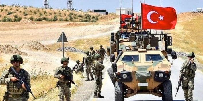 turgaysengonul's tweet photo. Terörle mücadele sürecinde demokrasinin askıya alındığını söylemek su katılmamış bölücü bir dildir.
#LiderÜlkeTürkiye https://t.co/l9zlsGE8Wf