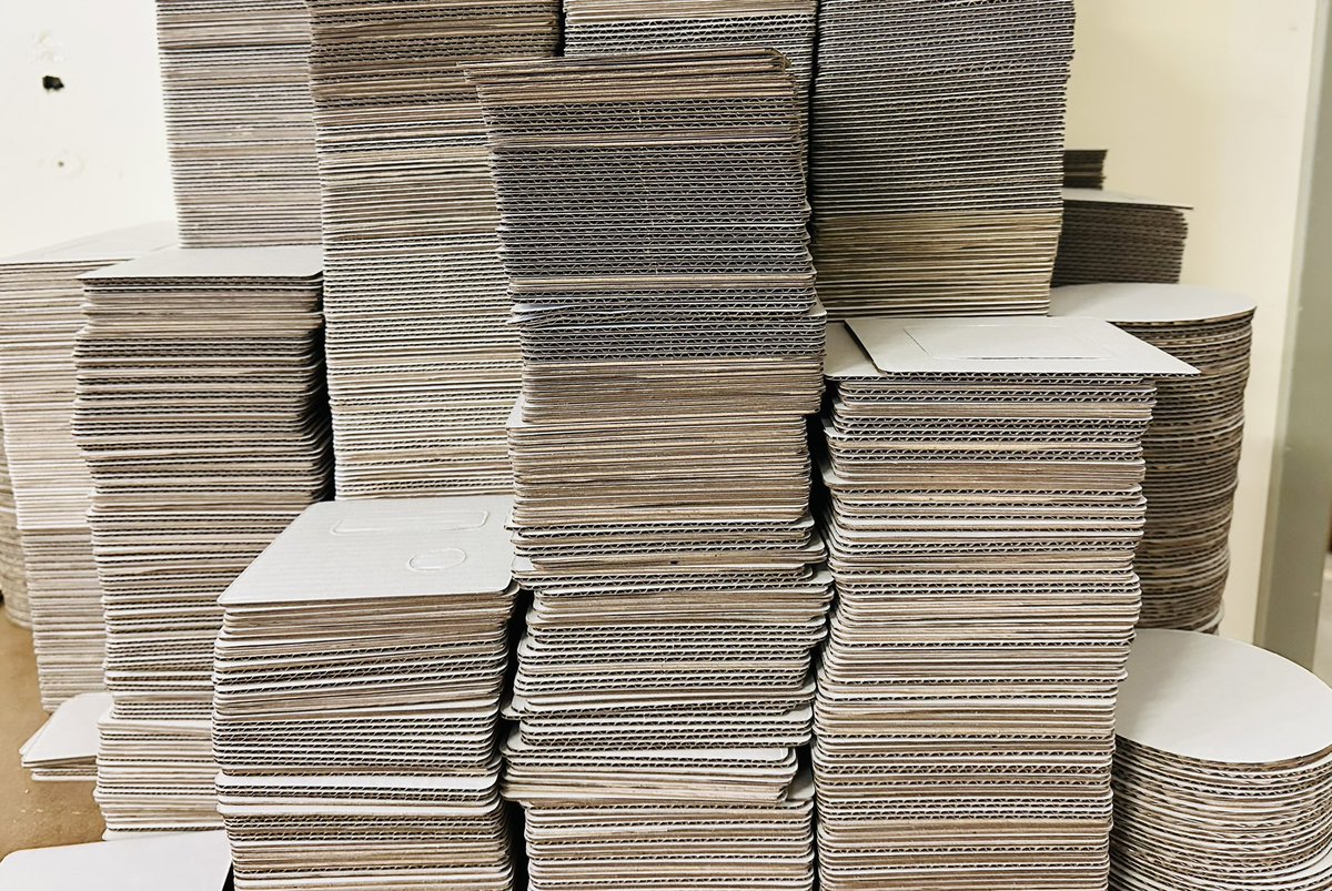3Duxdesign's tweet photo. Time to make our giveaways for the workshops @FETC #FETC23 #edtech #edtechat #STEMeducation #makered https://t.co/JkQbnylTIg
