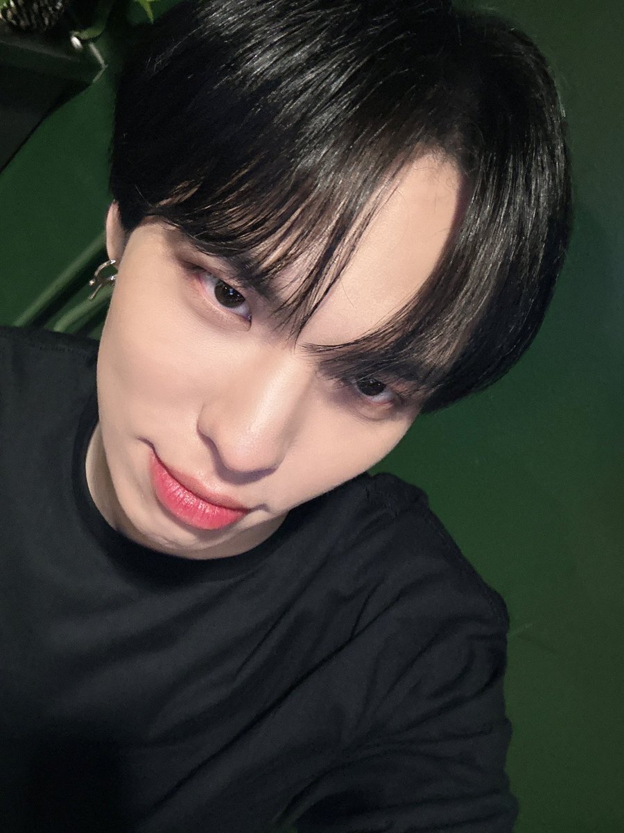 งอนใครมา <a href="/faithinbx/">Kurt Archibald</a>