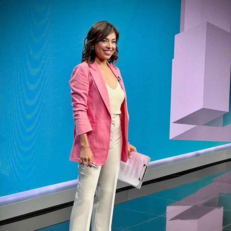 Es jueves y que se note 🙌 Sumate a nuestra pantalla y no te pierdas las últimas noticias de la mano de <a href="/yiselamoreira/">Yisela Moreira</a> 📺