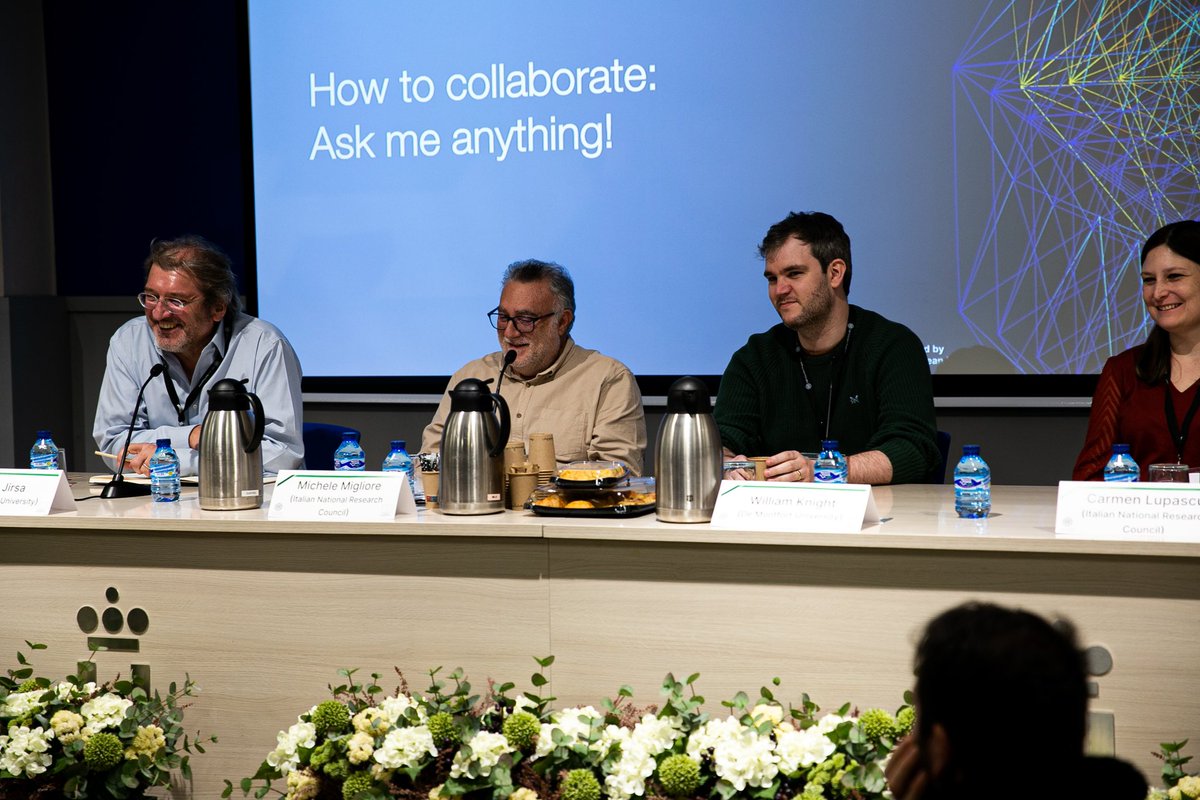 HBP_Education's tweet image. This year&apos;s #AMA session is on &quot;How to #collaborate&quot;. Speakers, ready to answer questions, are @ViktorJirsa, William Knight &amp;amp; Michele Migliore ❓🙋🏻‍♀️🙋🏿 #HBPSC2023