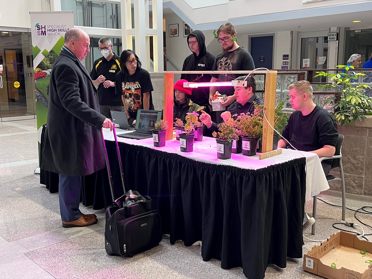 Ottawa Network for Education tweet media