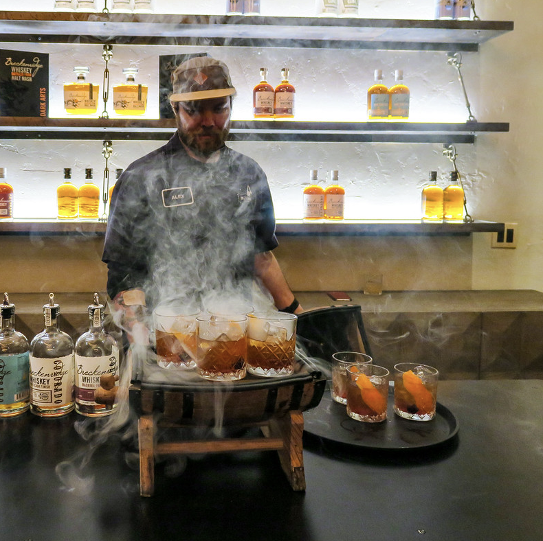marnicpatterson's tweet photo. It’s #ThirstyThursday at #breckdistillery where you can sample award-winning bourbon whiskey & make your own blend.
#BreckLife #gobreck #breckenridge #travelwritersuniversity #trip101com #travelphotographer #travelphotography #phototravel #phototraveler #tbt #thursdaythoughts https://t.co/YCVhJhHRbv