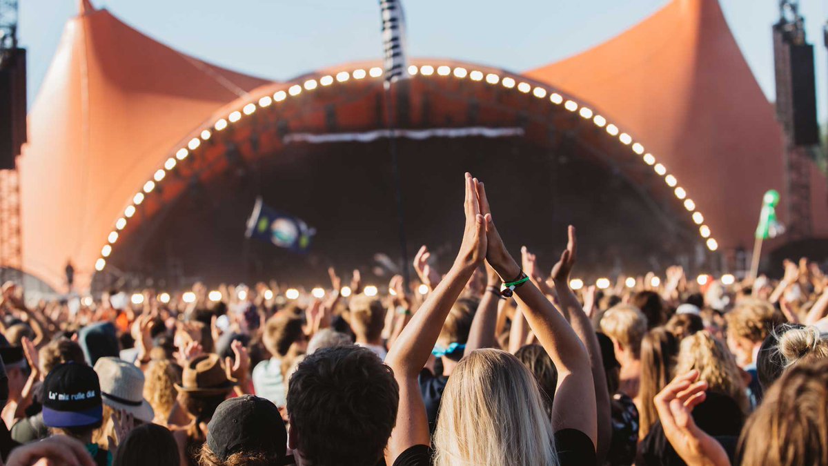 YAY 🥳 Ved European Festival Awards vandt @orangefeeling tre priser:

🏆 BEST MAJOR FESTIVAL 2022

🏆 THE IMPOSSIBLE WITHOUT YOUTH AWARD

🏆 LIFETIME ACHIEVEMENT 

Tak til alle vores uundværlige frivillige og fantastiske deltagere  - det her er jeres 🧡

#festival #volunteering