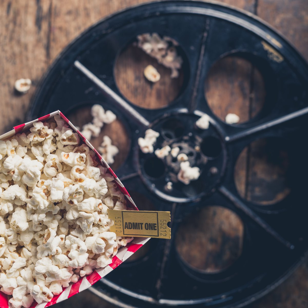 rlaplibrary's tweet photo. Join us for a #movie night with the whole #family. We'll have popcorn, but you're welcome to bring your own snacks. 🍿📽️🎟️

📅: Wednesday, Jan. 25 at 6:00pm
🔗: https://t.co/7KuHXr342Q https://t.co/ff5V8i3LSL