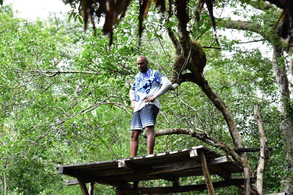 coachbforreal's tweet image. 90 Meters up with no safety rails, most would opt out. Me, "I live for these moments."  #neverscared