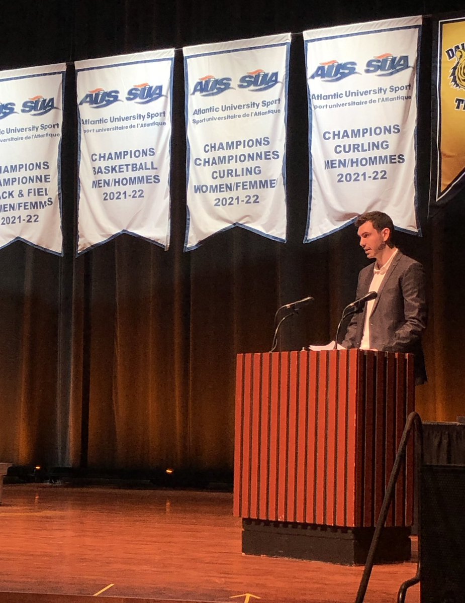 DalTigers's tweet image. Men’s basketball and @Dal_Alumni Alex Carson offers thanks on behalf of the student-athletes to all members of their support networks who got them to where they are today. 

#TigerPride