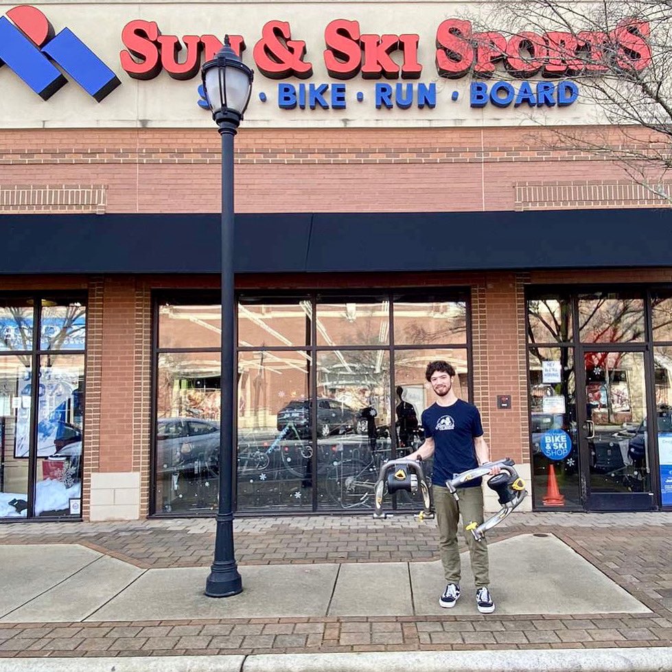 para_guide's tweet image. Thank you @SunAndSkiSports for supporting Para Guide again in 2023!   
⠀⠀⠀⠀⠀⠀⠀⠀⠀⠀⠀⠀
Sun and Ski recently also donated two bike trainers that will be used by blind athletes so that they can train at home! 🚲 #Accessibility @psharrold