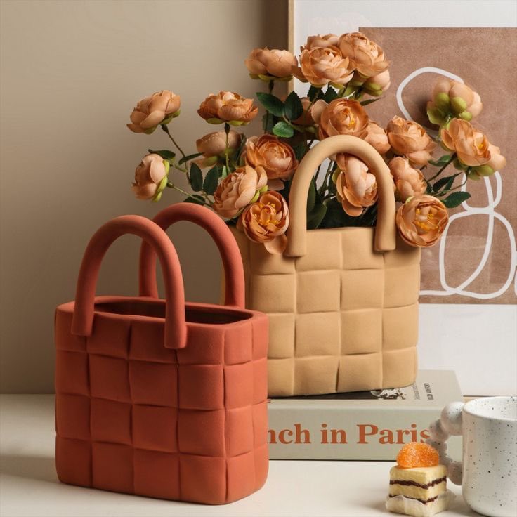 Handbag ceramic vase 💐