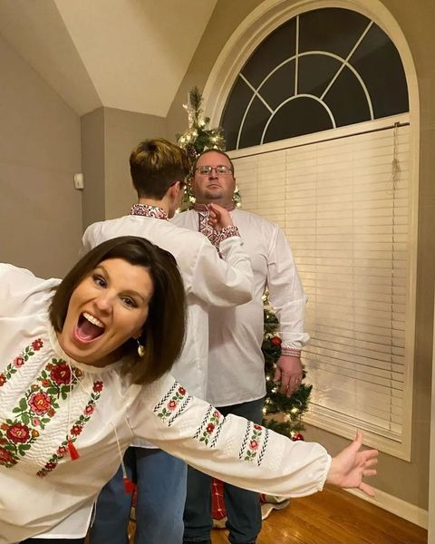 FLEXProgram's tweet photo. The thrills of sharing your culture with a #HostFamily! These were too good not to share. 🤭

#Flexprogram #FlexMoldova https://t.co/VpYtCCl94j