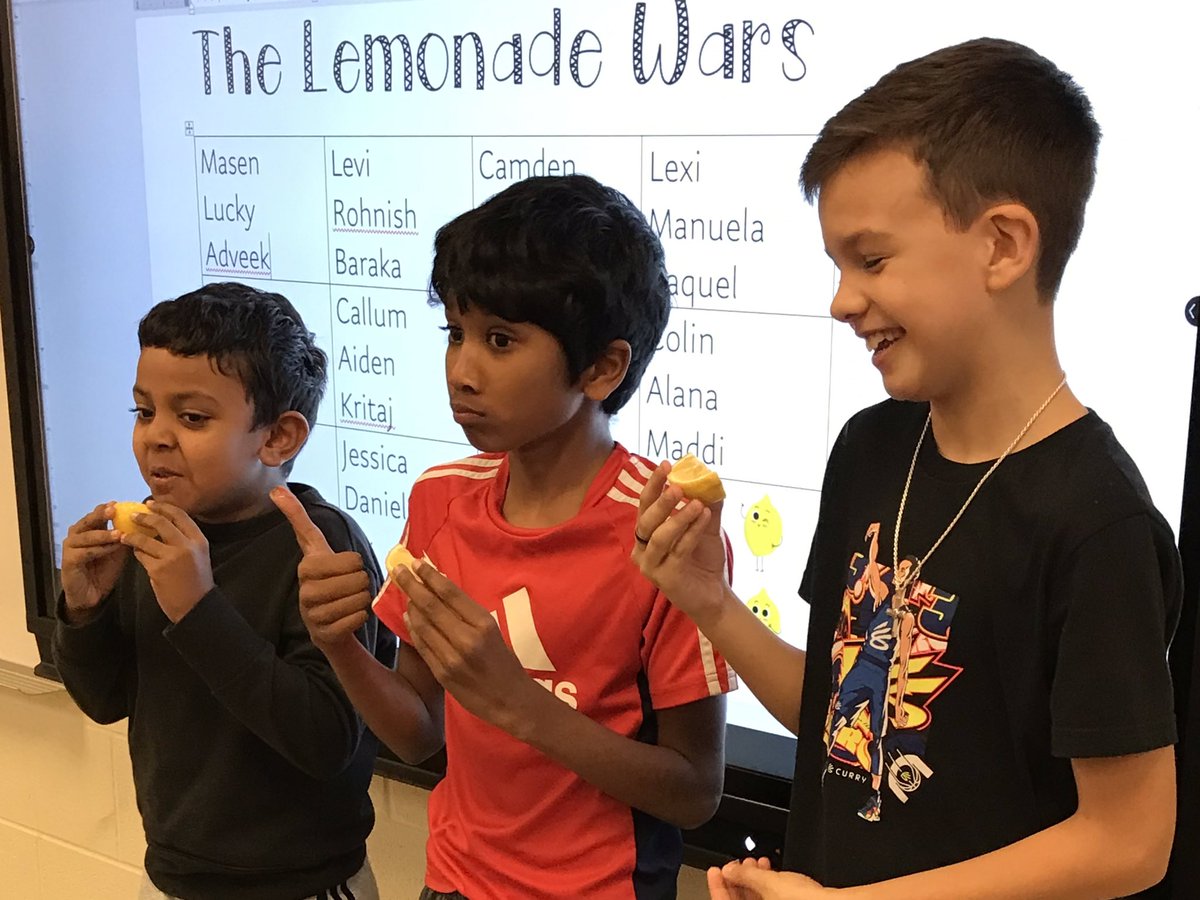 Kim Harrison tweet media