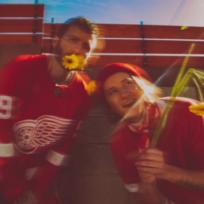 1990nowhere's tweet photo. #NewProfilePic https://t.co/4GR3Eei8rx