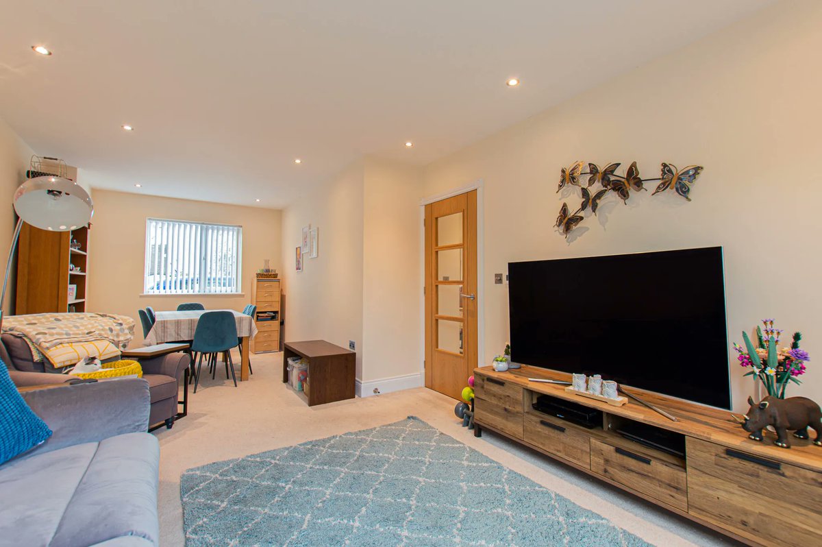 Sheppards Estate Agent tweet media