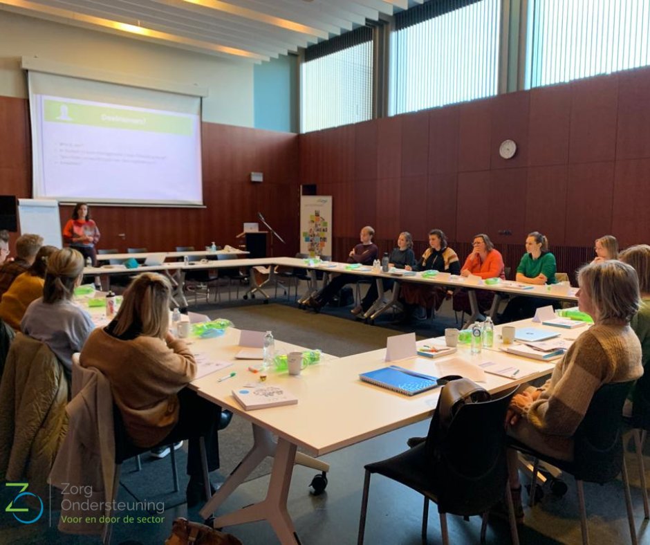 Zorgvzw's tweet photo. 🔙 Gisteren zijn we voor de 6️⃣e maal gestart met de opleiding 'Lean Expert in Zorg en Welzijn' voor een nieuwe groep medewerkers van het AZ Turnhout.
Bedankt voor het vertrouwen en alvast veel succes met het verder implementeren van Lean in de zorg! 🙌🏼
#zorgsector #azturnhout https://t.co/sSHxlClp92