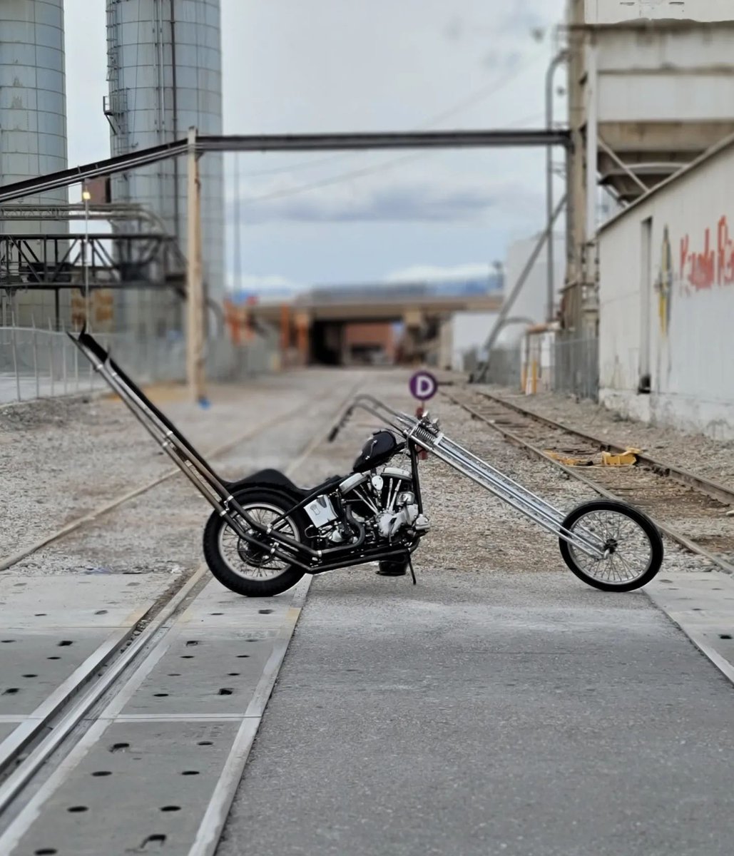 SantaClaritaHD's tweet image. It&apos;s not a motorcycle baby, it&apos;s a chopper ⚡⚡⚡

#furtherfaster #santaclaritaharley #harleydavidson #fuelyourpassion
📸: @spacecowboy69_lv