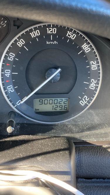 mart_fitz's tweet photo. @NobbyFM104 @SkodaIRL Hard to beat a Skoda. My brother just went past 900,000 miles.. original engine and driver https://t.co/lBUtfNiOGP